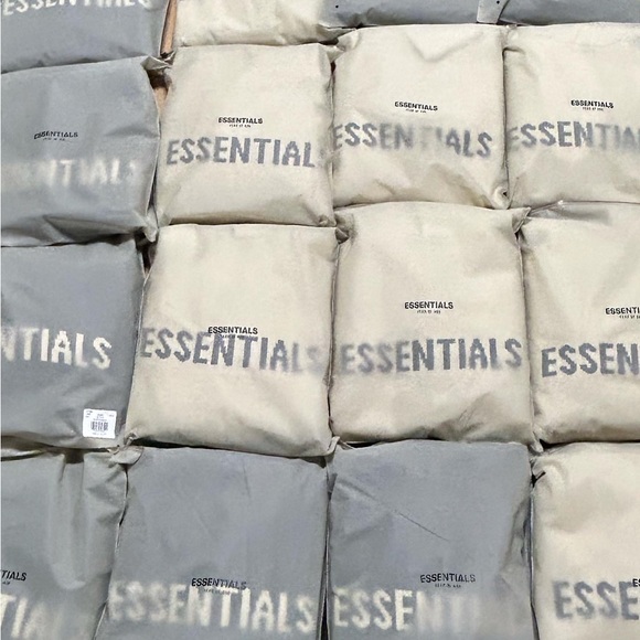 Essential fear of god knit hoodies - Picture 5 of 5